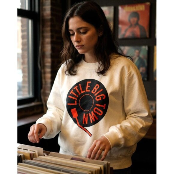 Little Big Town Tops - Little Big Town Beige Sweatshirt Small Cotton/Polyester Blend